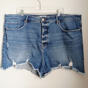 Good American Light Blue Distressed Jean Shorts Plus Size 22